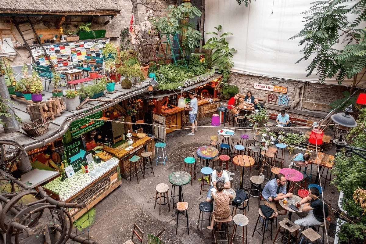 Szimpla Kert Ruin Bar